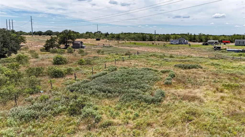 Lot 1 Fox Lane Lockhart TX 78644