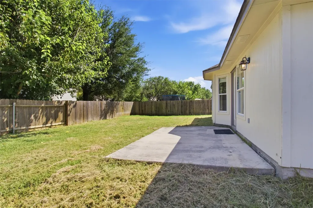 168 Beau Lane Kyle TX 78640