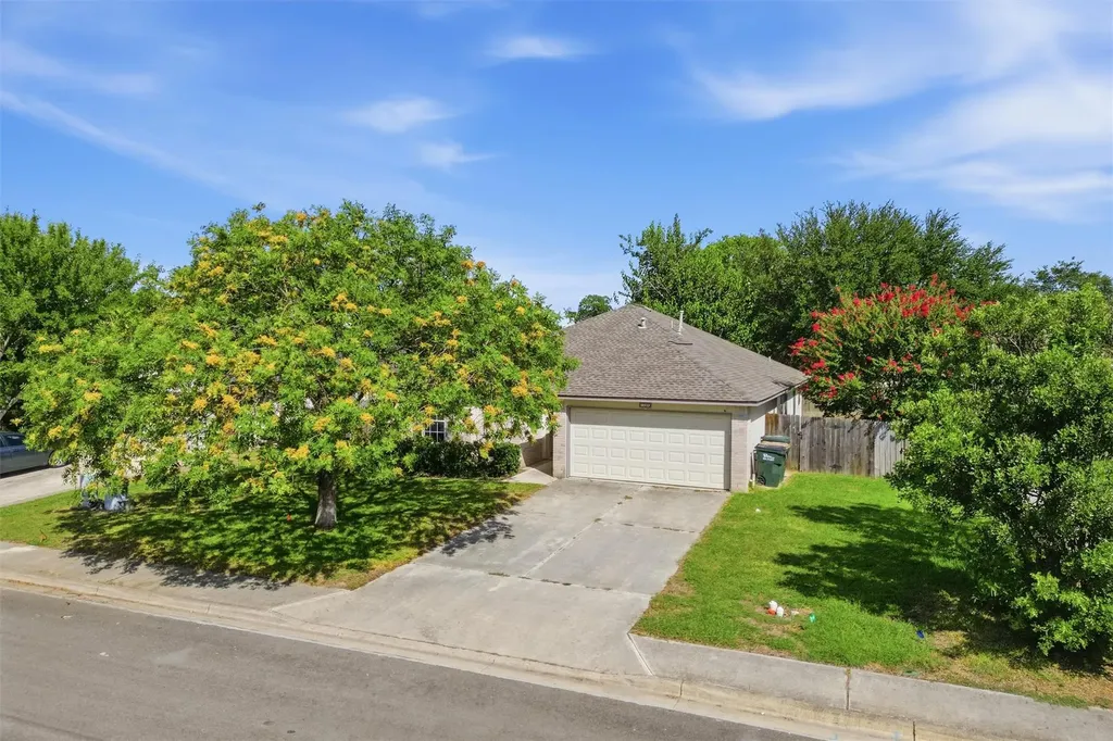 168 Beau Lane Kyle TX 78640