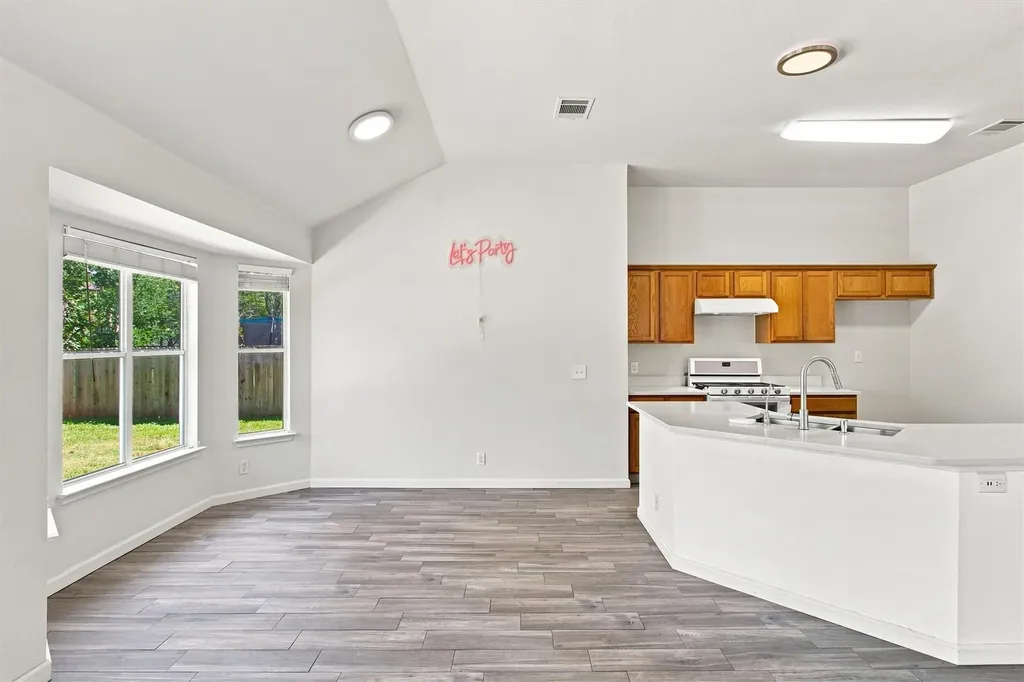 168 Beau Lane Kyle TX 78640
