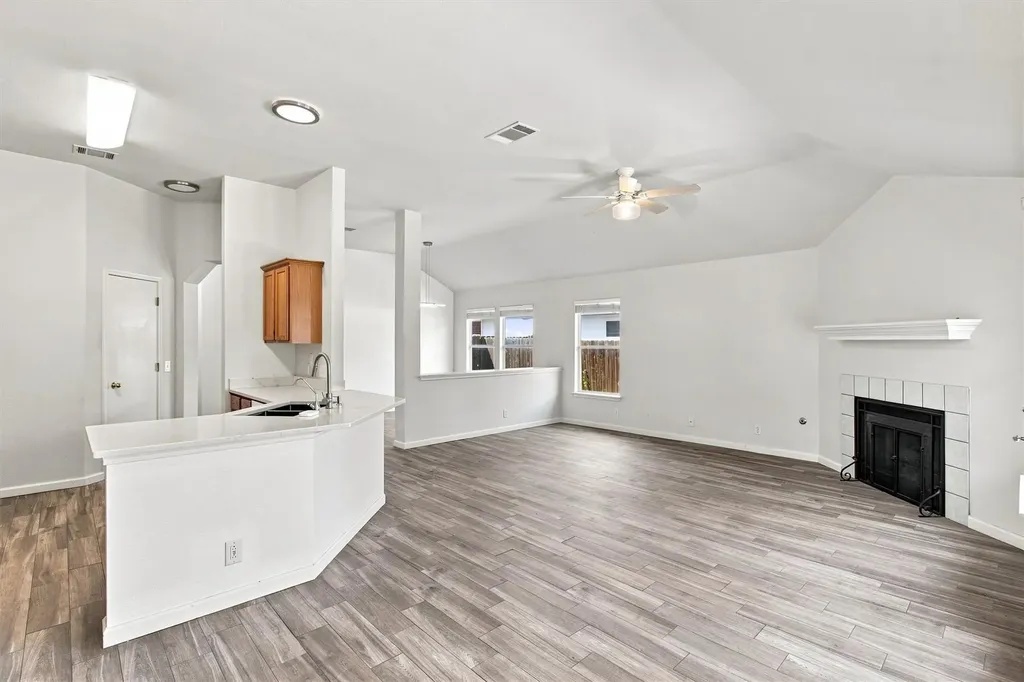 168 Beau Lane Kyle TX 78640