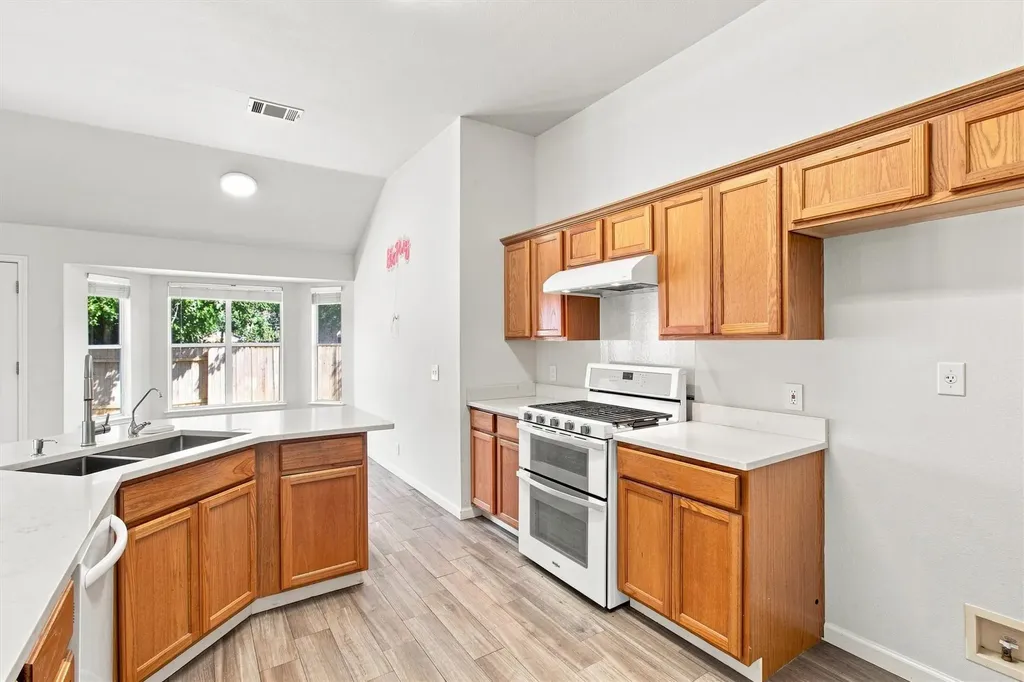 168 Beau Lane Kyle TX 78640