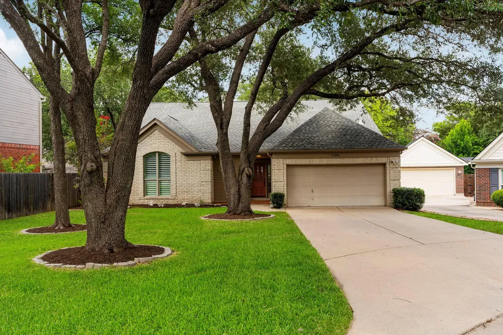 6304 Walebridge Lane Austin TX 78739