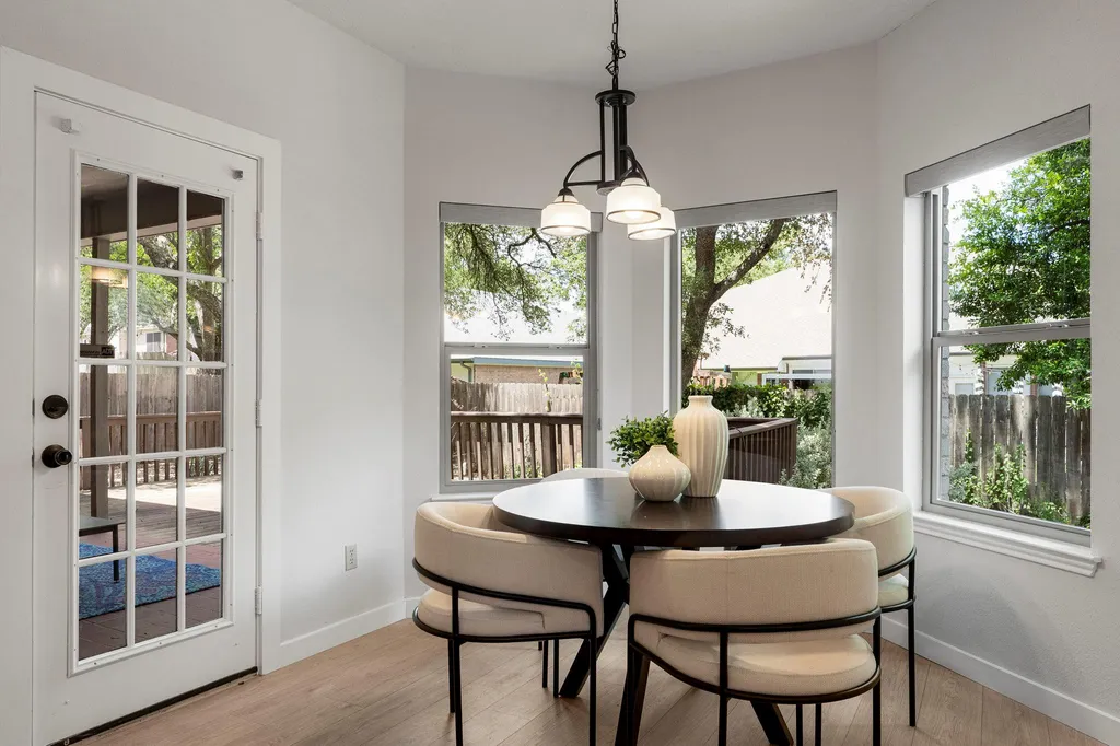 6304 Walebridge Lane Austin TX 78739