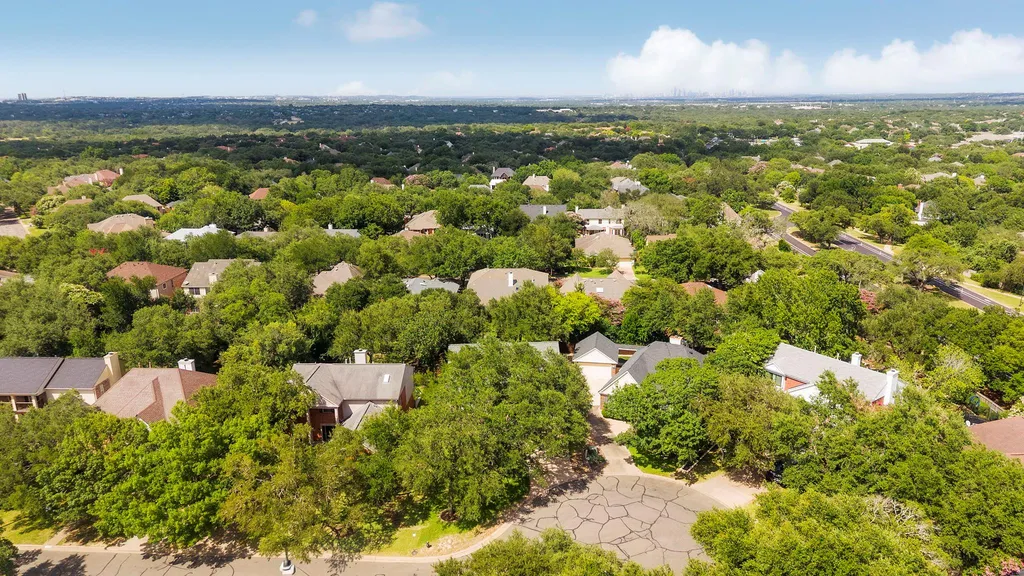 6304 Walebridge Lane Austin TX 78739