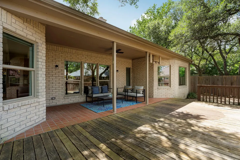 6304 Walebridge Lane Austin TX 78739