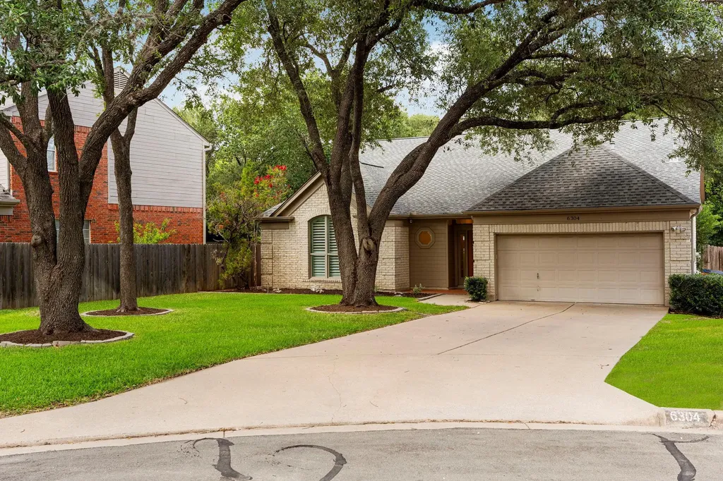 6304 Walebridge Lane Austin TX 78739