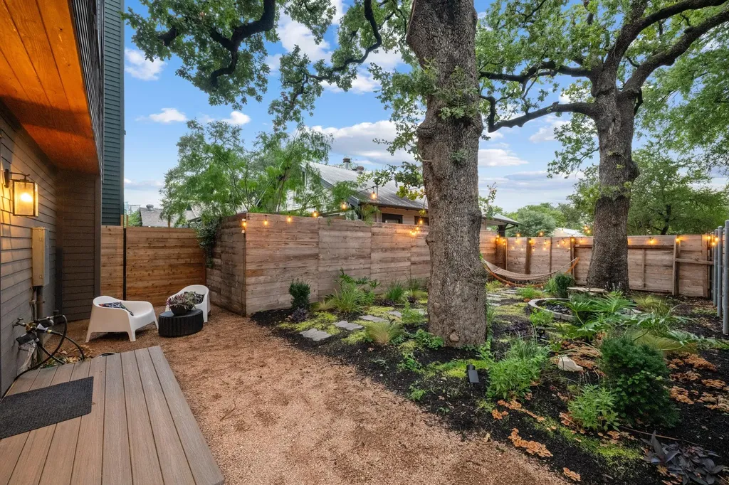 1007 E 15th Street Austin TX 78702