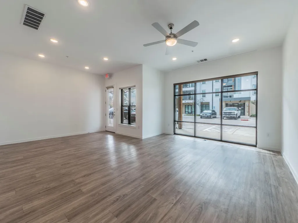 4901 Springdale Road Austin TX 78723