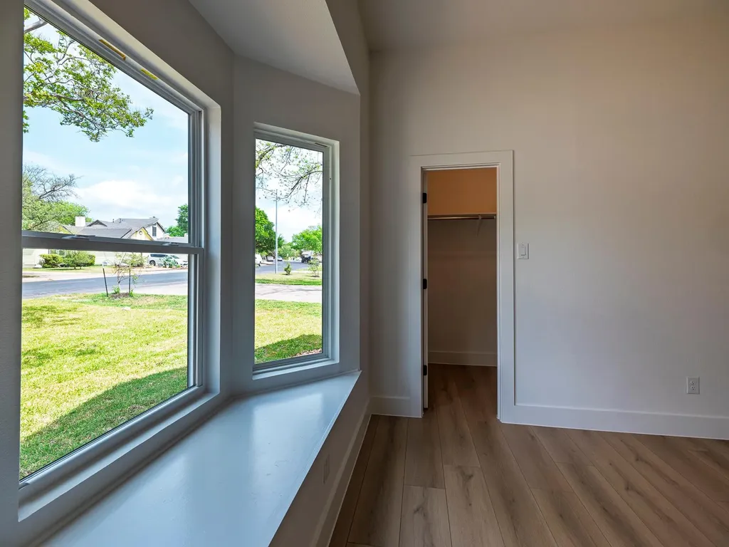8111 Elkhorn Mountain Trail Austin TX 78729