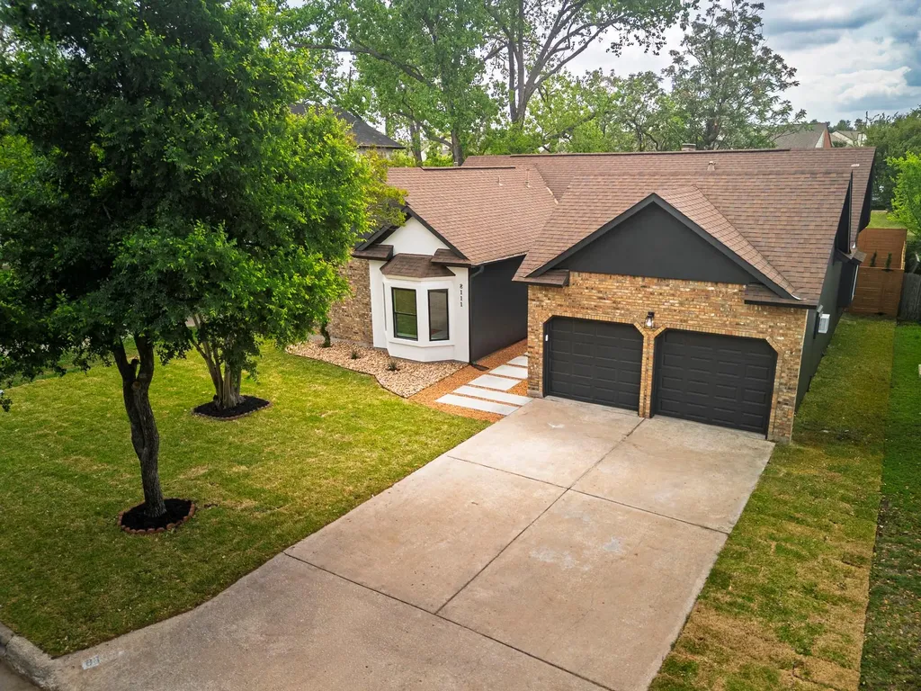8111 Elkhorn Mountain Trail Austin TX 78729