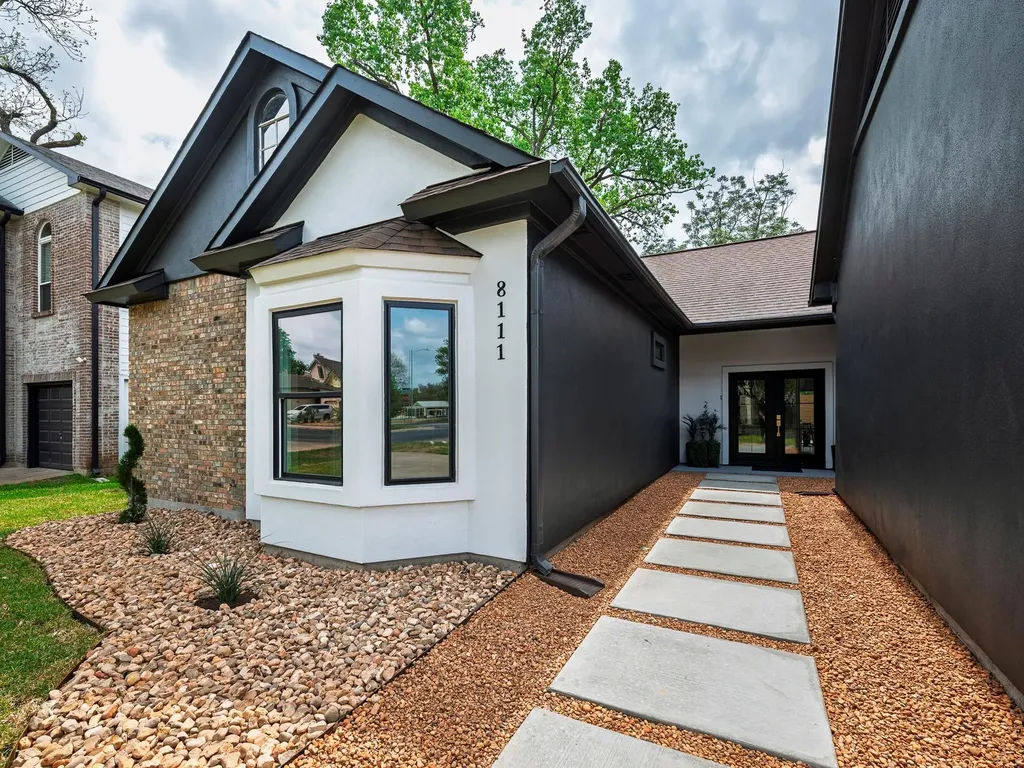 8111 Elkhorn Mountain Trail Austin TX 78729