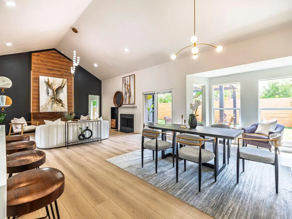 8111 Elkhorn Mountain Trail Austin TX 78729