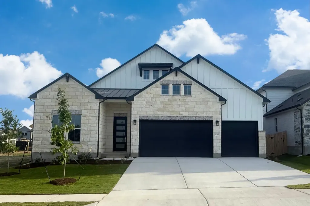17313 Silverman Drive Pflugerville TX 78660