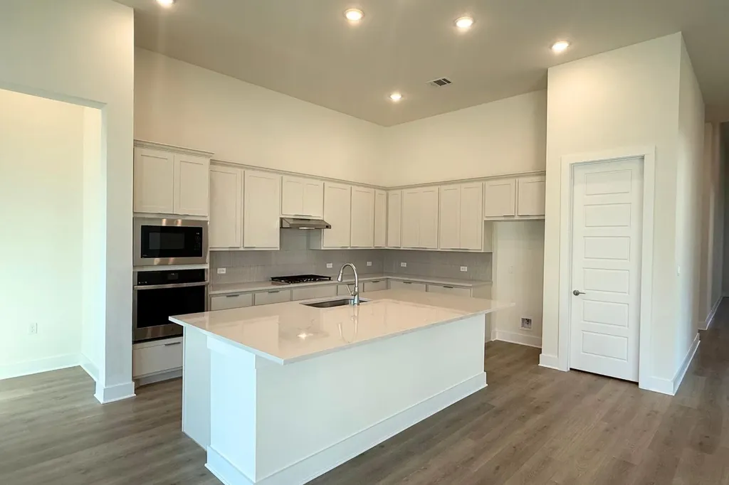 17313 Silverman Drive Pflugerville TX 78660