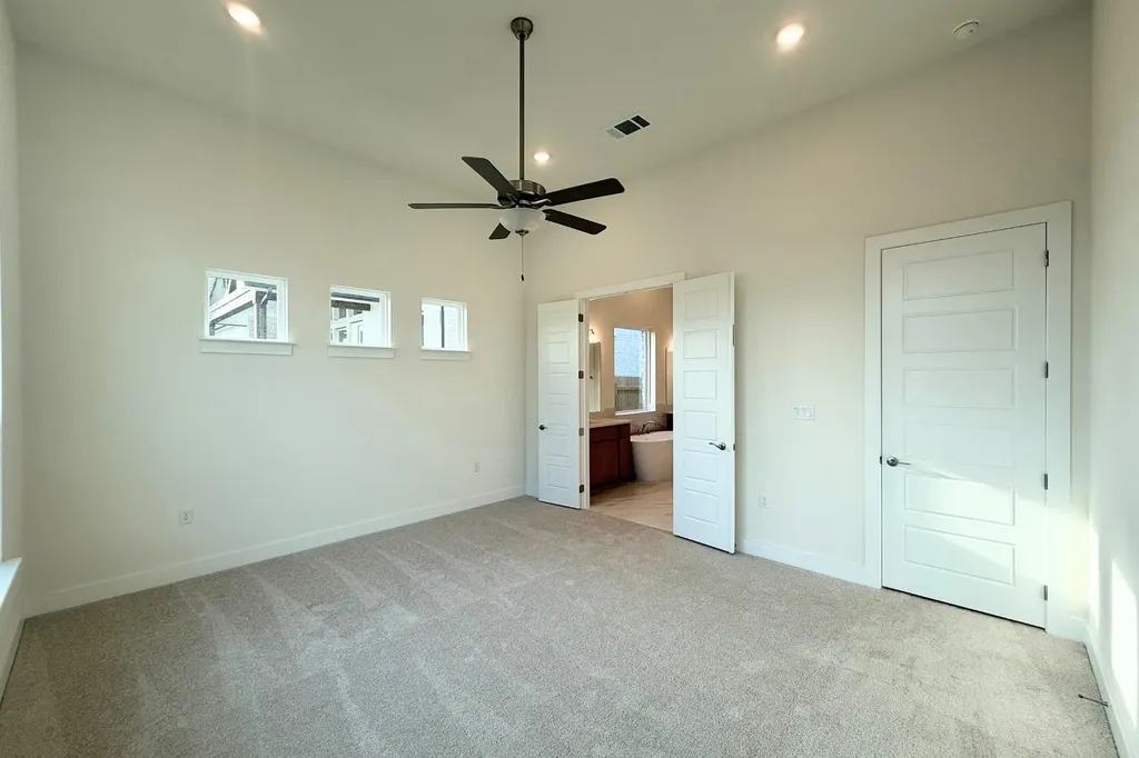 17313 Silverman Drive Pflugerville TX 78660