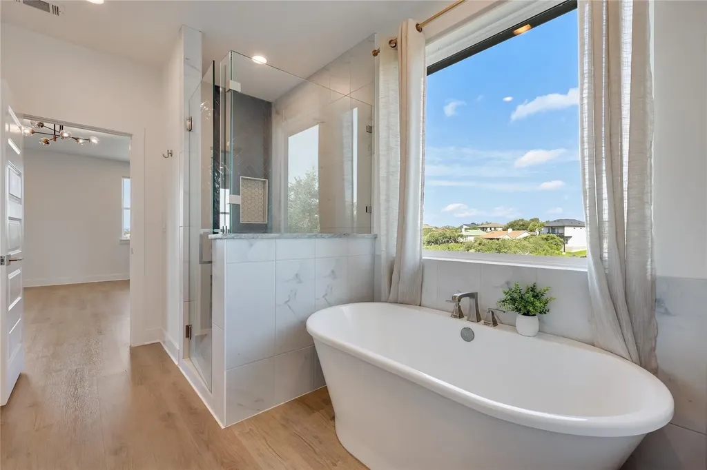 429 Summit Ridge Drive N Lago Vista TX 78645