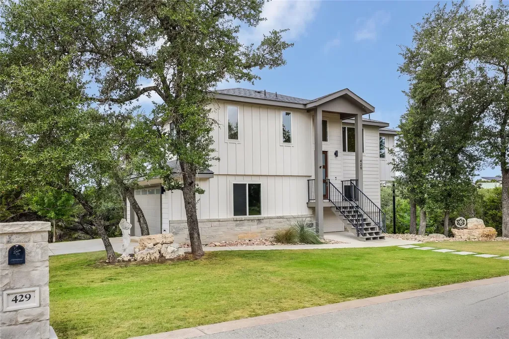 429 Summit Ridge Drive N Lago Vista TX 78645