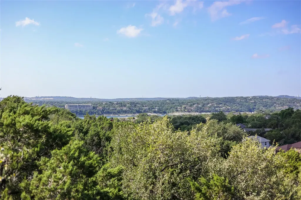 429 Summit Ridge Drive N Lago Vista TX 78645