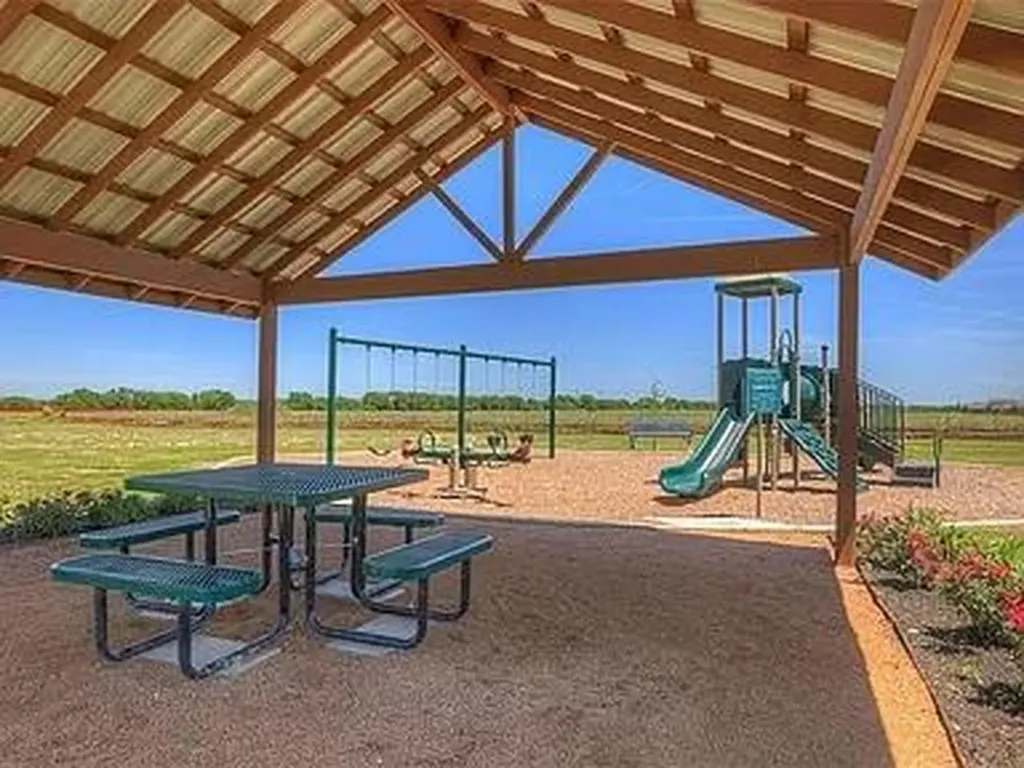 320 Wirecrested Drive Lockhart TX 78644