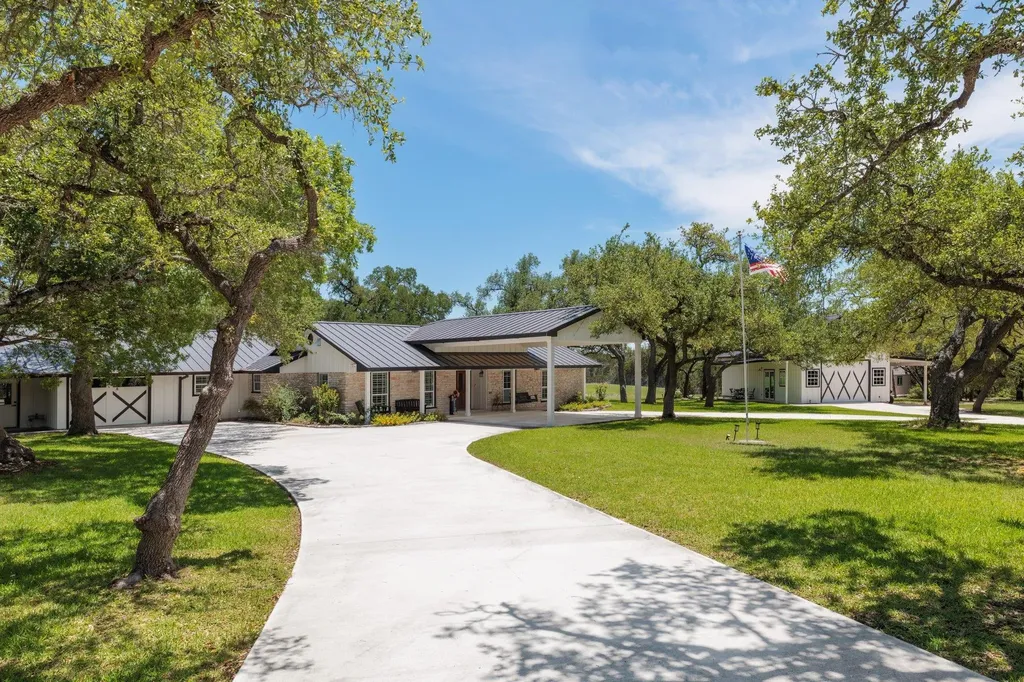 10229 Oliver Drive Austin TX 78737