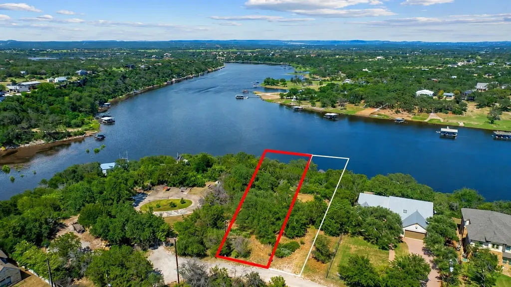 509 Nomad Dr Drive Spicewood TX 78669