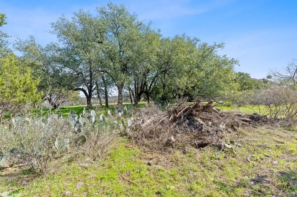 509 Nomad Dr Drive Spicewood TX 78669