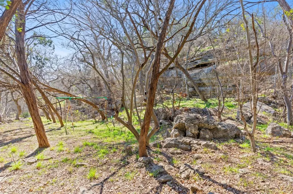 509 Nomad Dr Drive Spicewood TX 78669