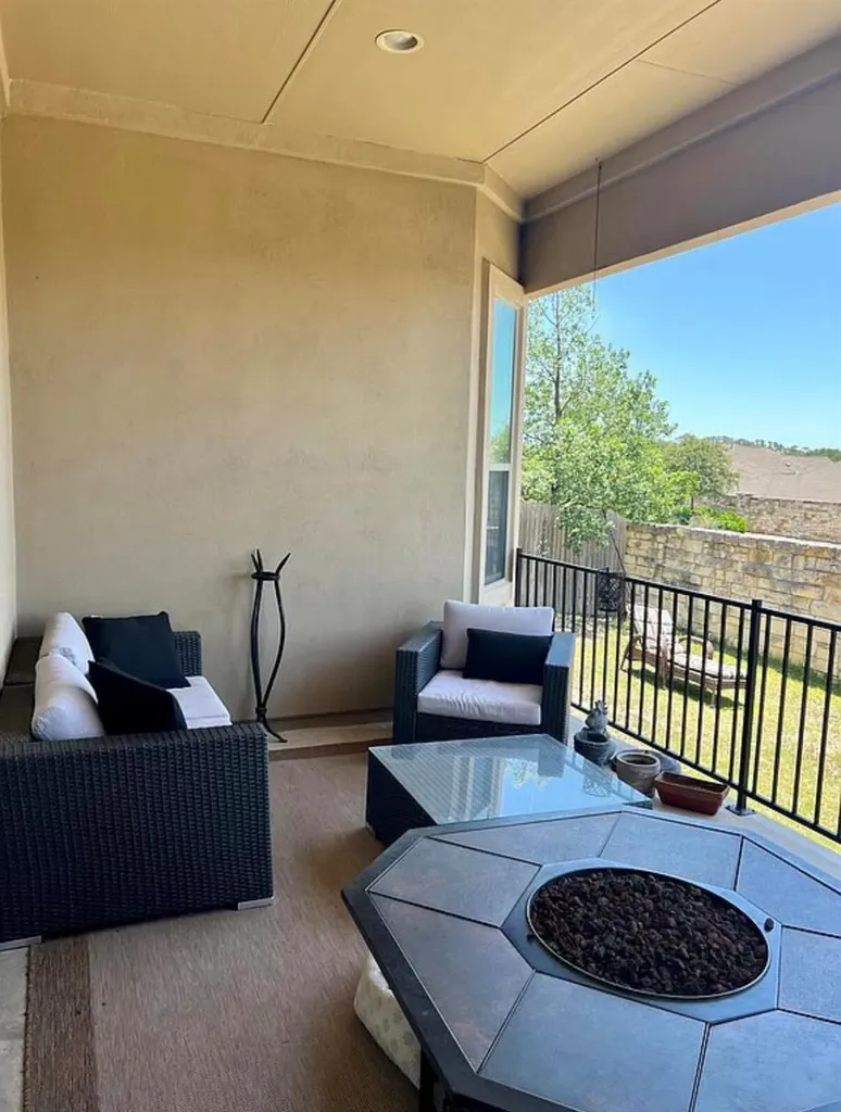 4213 Gandara Bend Austin TX 78738
