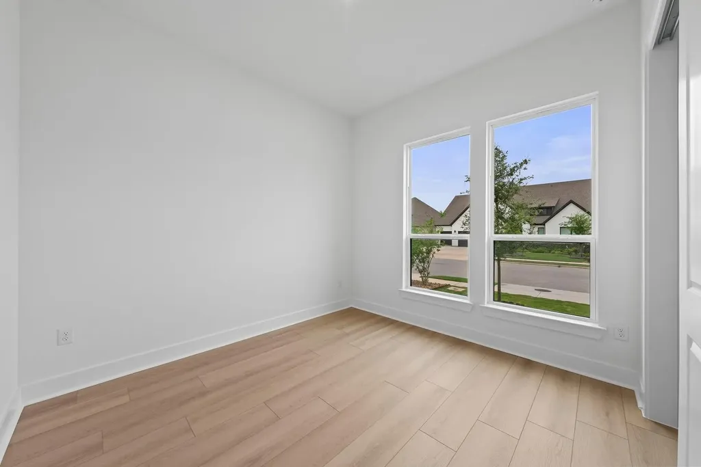 613 Hallwood Drive Liberty Hill TX 78642