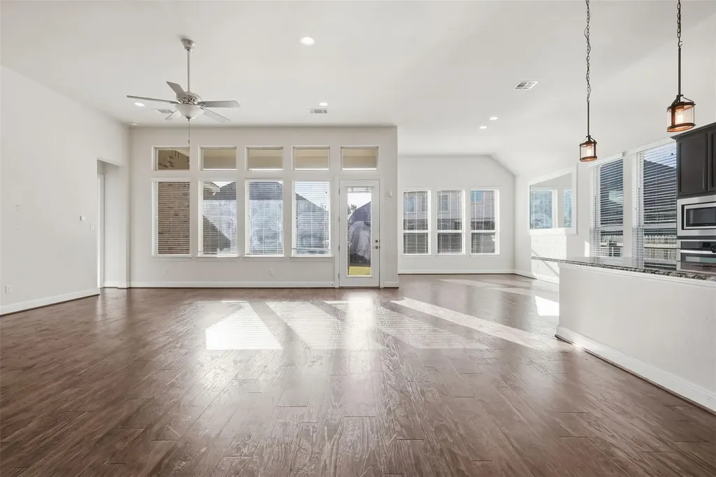 3800 Empire Cove Leander TX 78641
