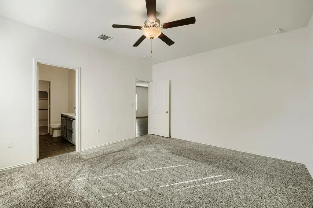 7001 Tonka Lane Austin TX 78744