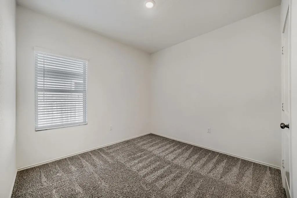 7001 Tonka Lane Austin TX 78744