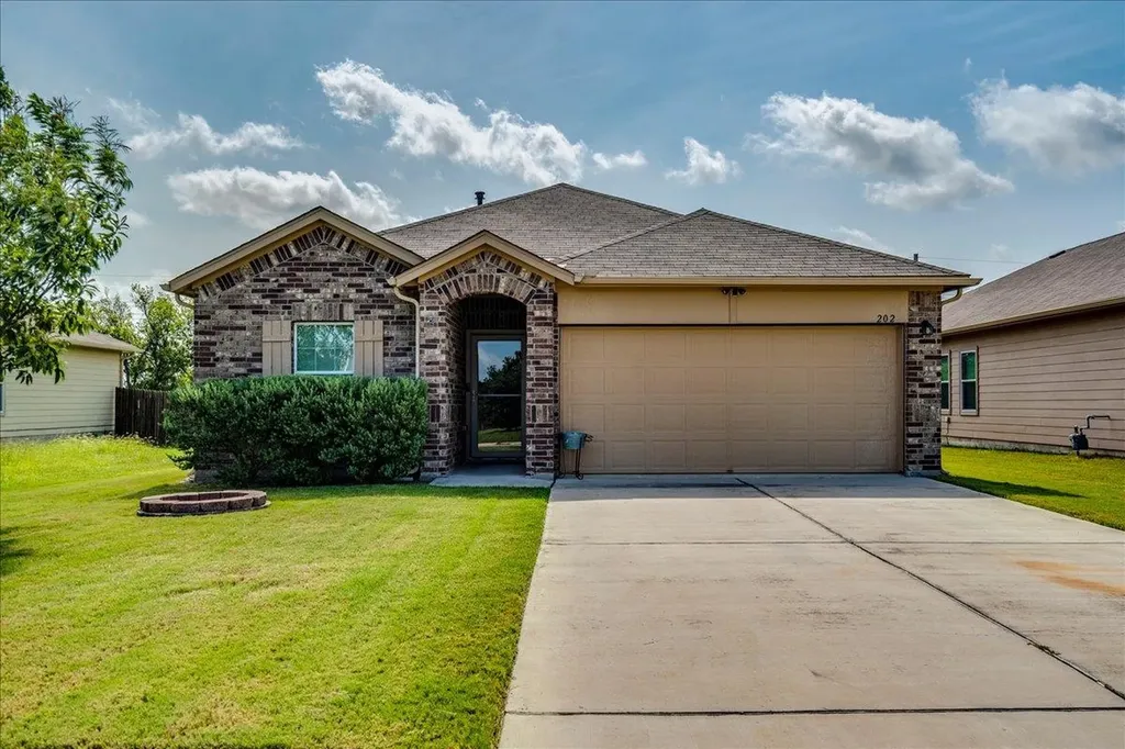 202 Hess Drive Kyle TX 78640