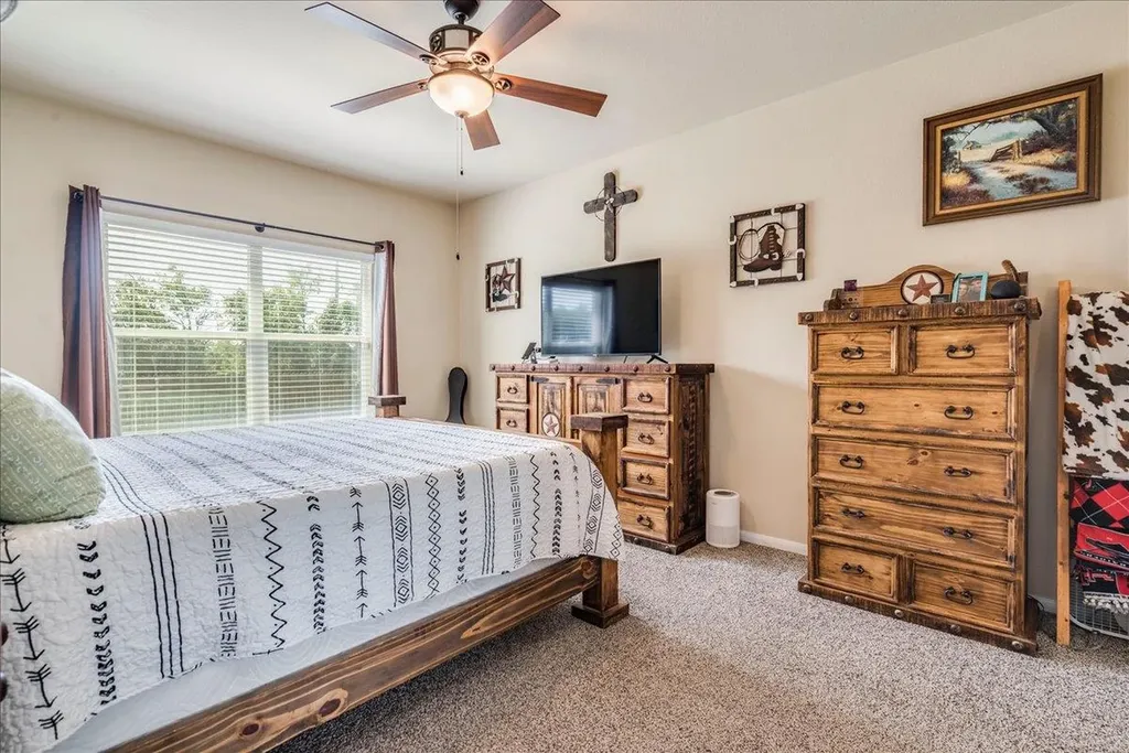 202 Hess Drive Kyle TX 78640
