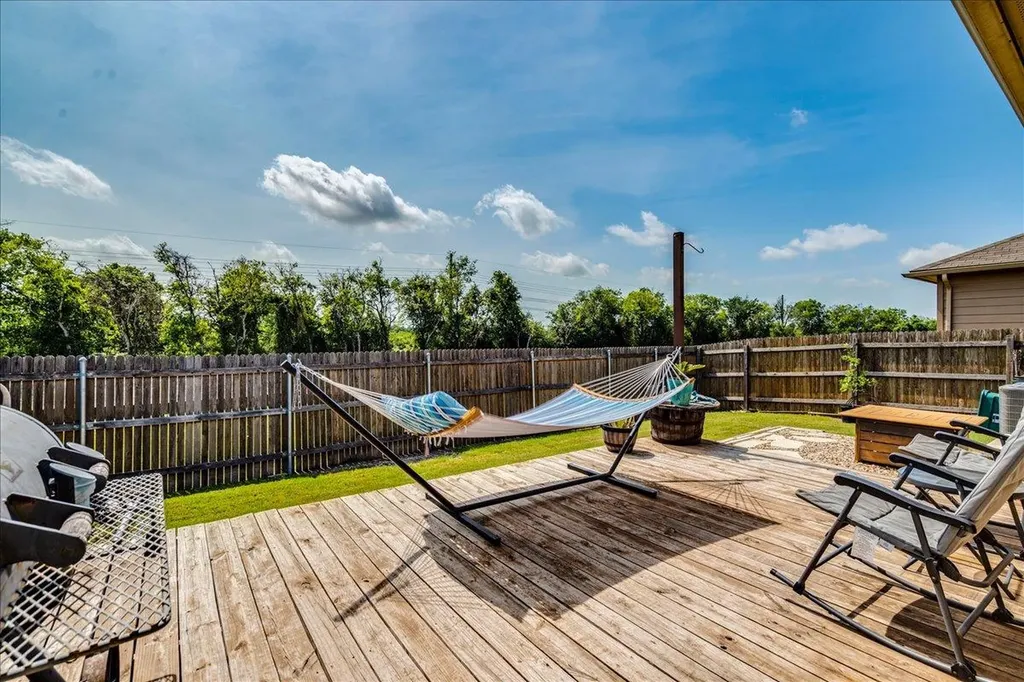 202 Hess Drive Kyle TX 78640
