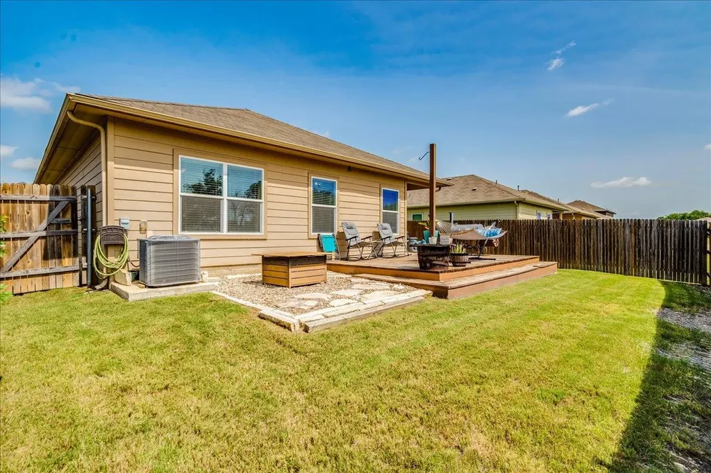 202 Hess Drive Kyle TX 78640