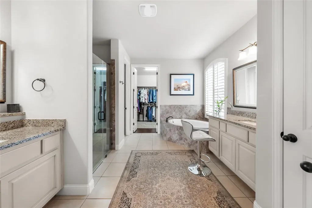 215 Vista Village Cove Austin TX 78738