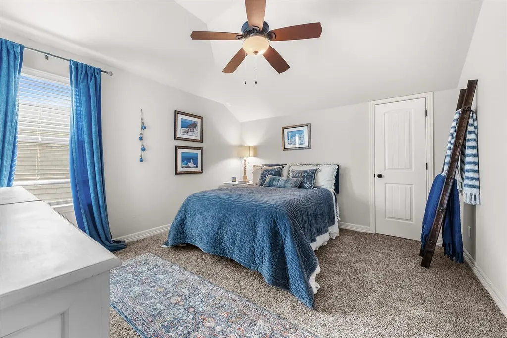 215 Vista Village Cove Austin TX 78738