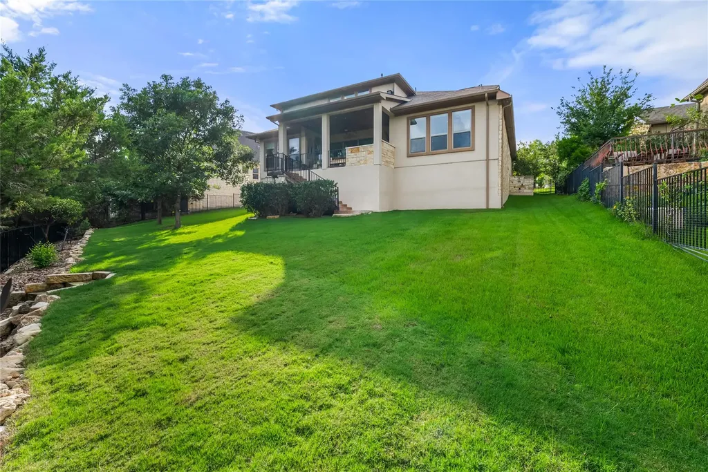 215 Vista Village Cove Austin TX 78738