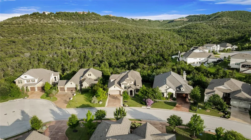 215 Vista Village Cove Austin TX 78738