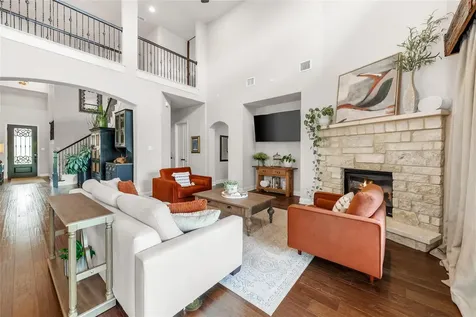 215 Vista Village Cove Austin TX 78738