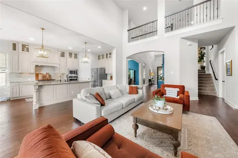 215 Vista Village Cove Austin TX 78738