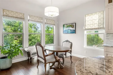 215 Vista Village Cove Austin TX 78738