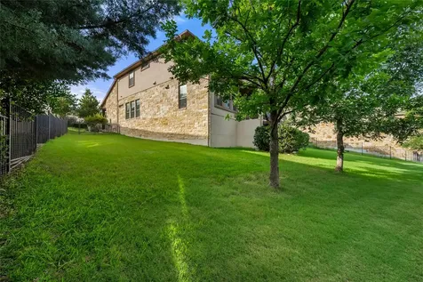 215 Vista Village Cove Austin TX 78738