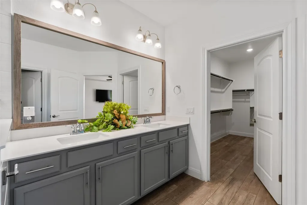 202 Spanish Star Street Georgetown TX 78633