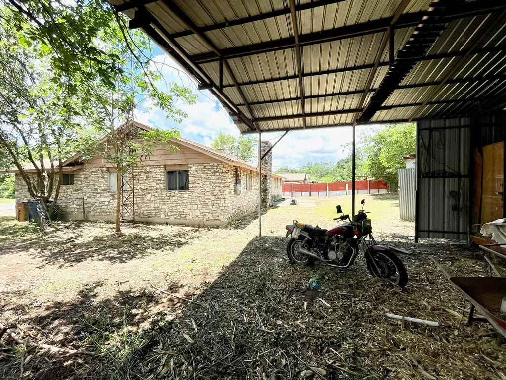 2304 Shelby Oak Lane Austin TX 78748