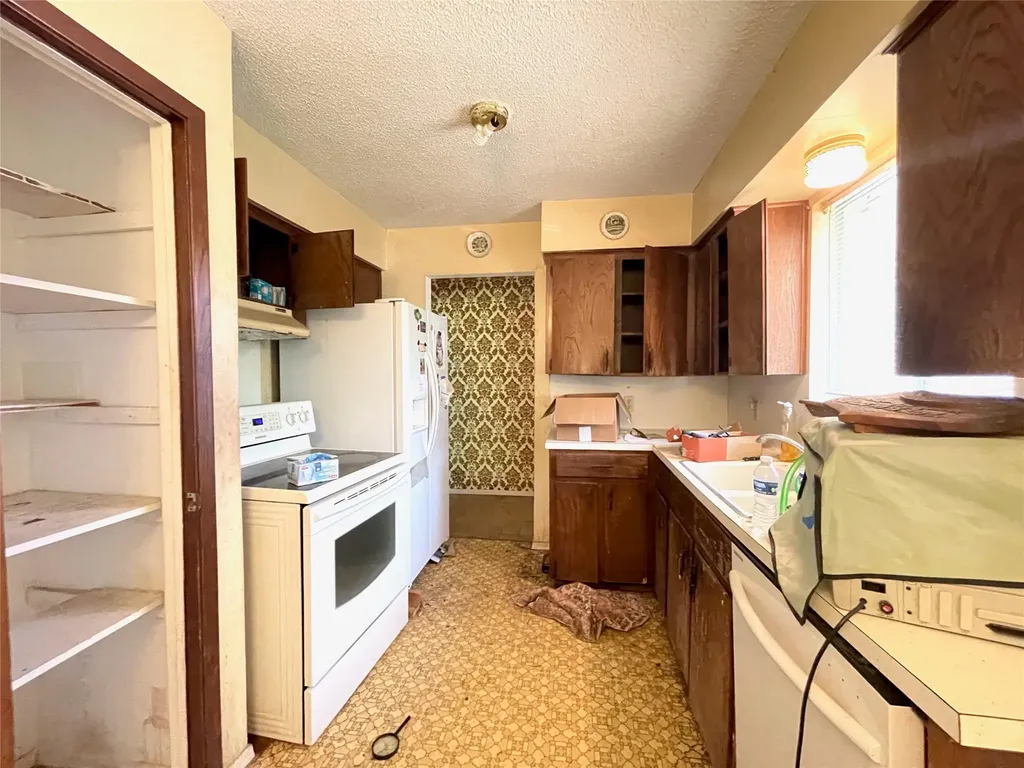 2304 Shelby Oak Lane Austin TX 78748