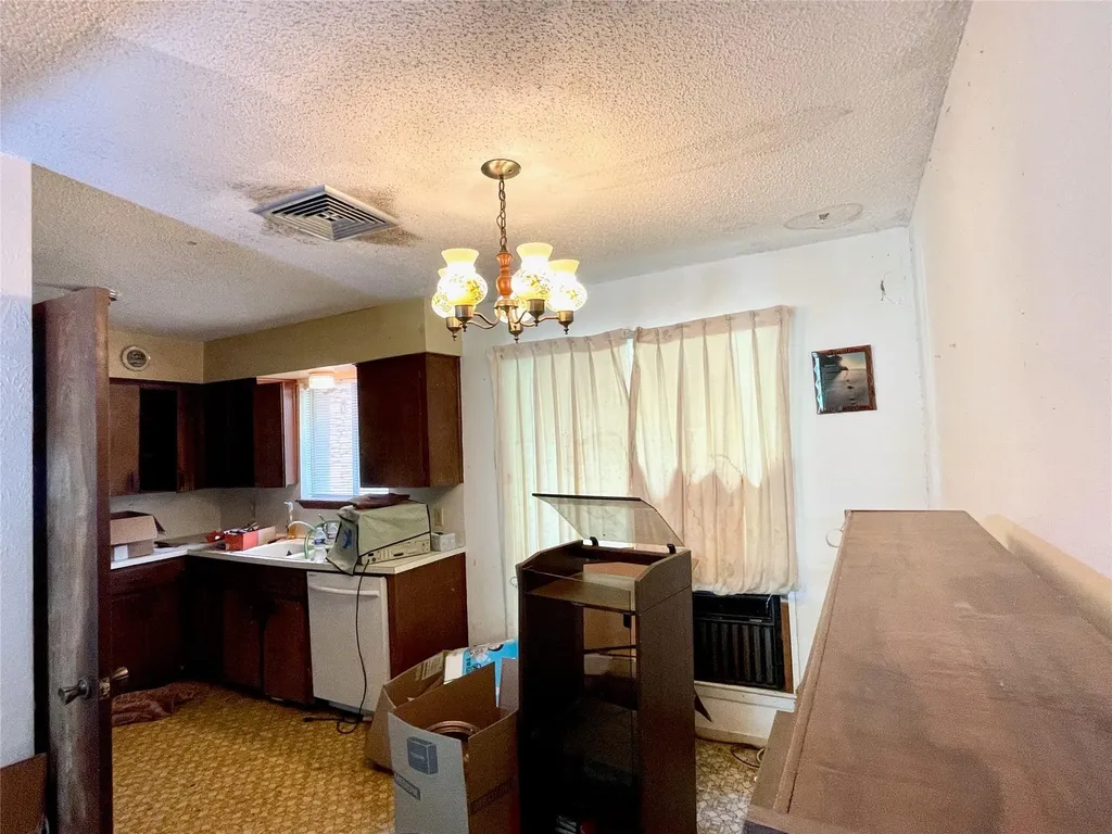 2304 Shelby Oak Lane Austin TX 78748
