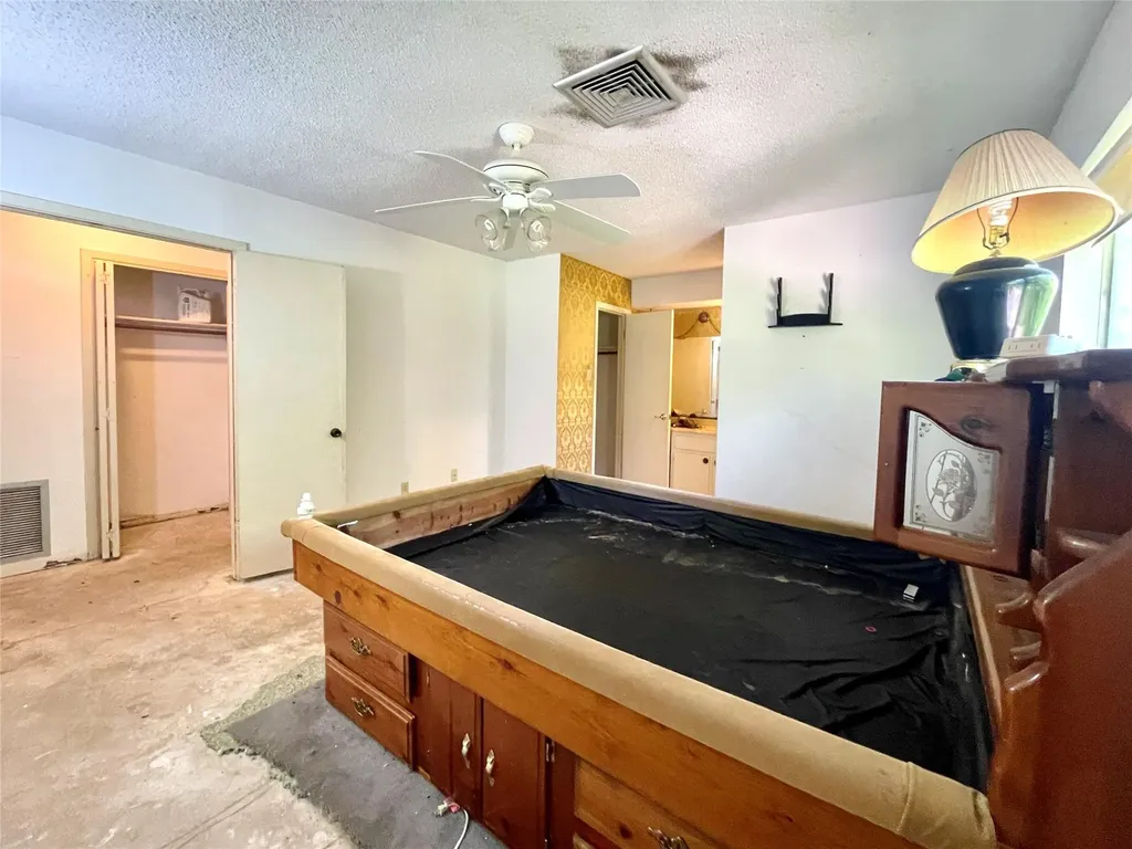 2304 Shelby Oak Lane Austin TX 78748